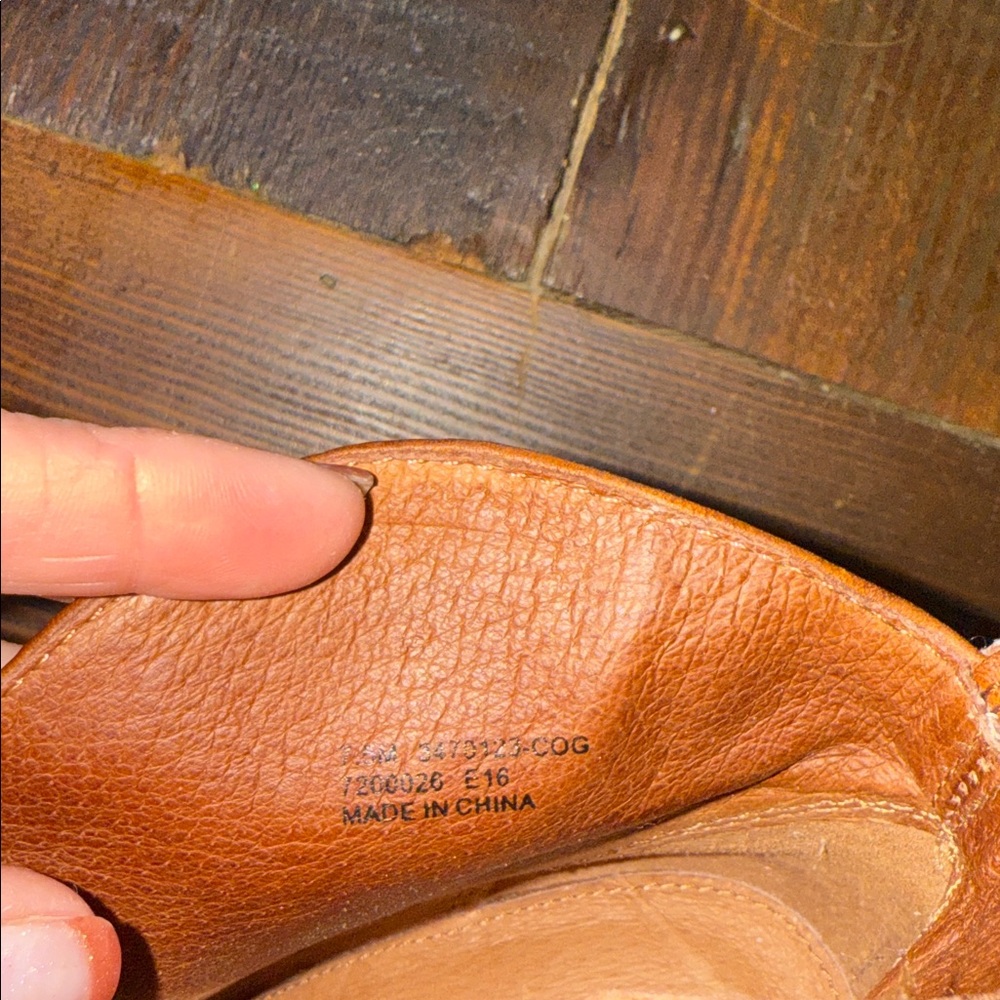 Frye Women’s Booties w/Heal - Picture 7 of 9